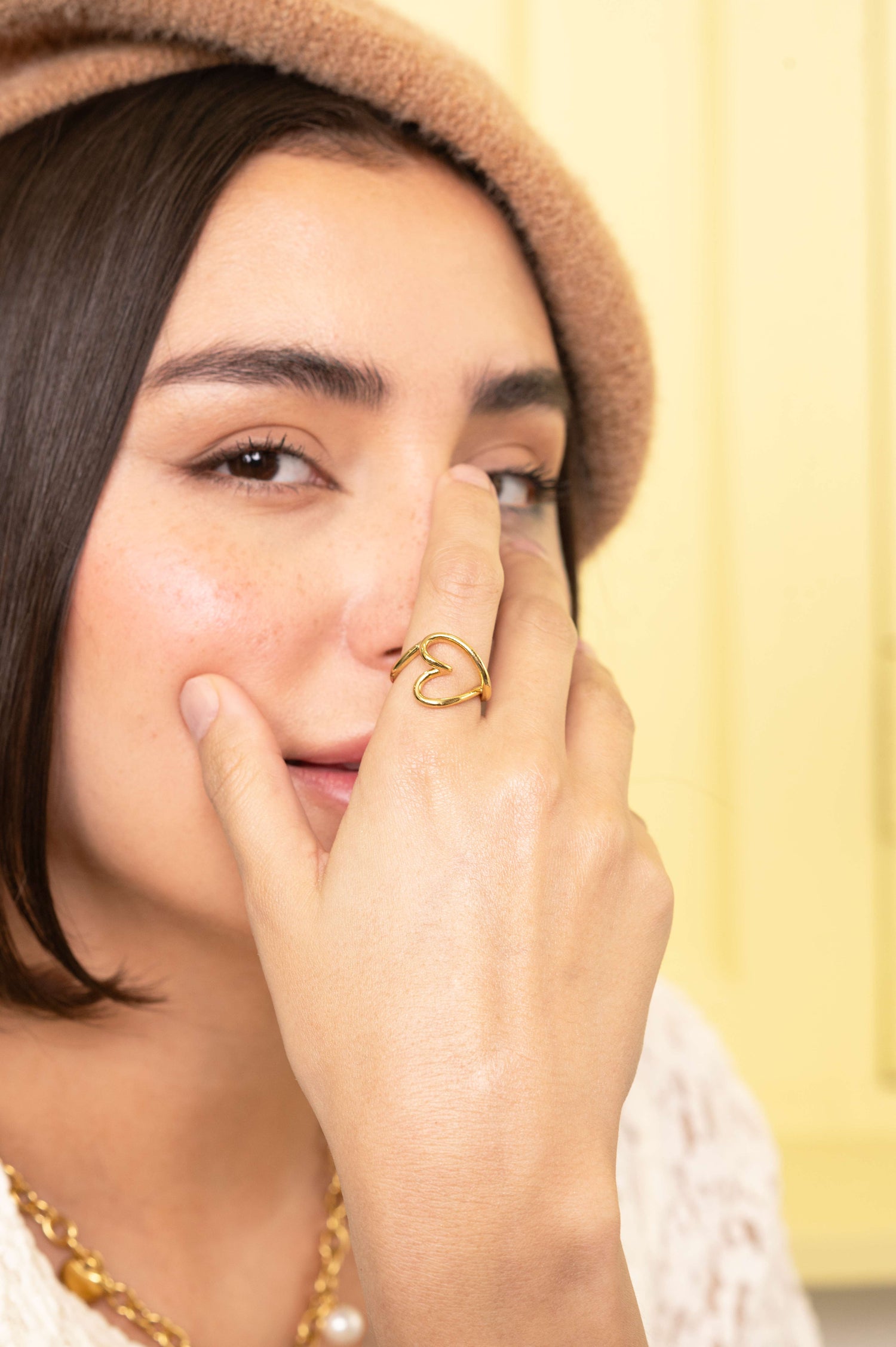 Golden Heart Outline Statement Ring