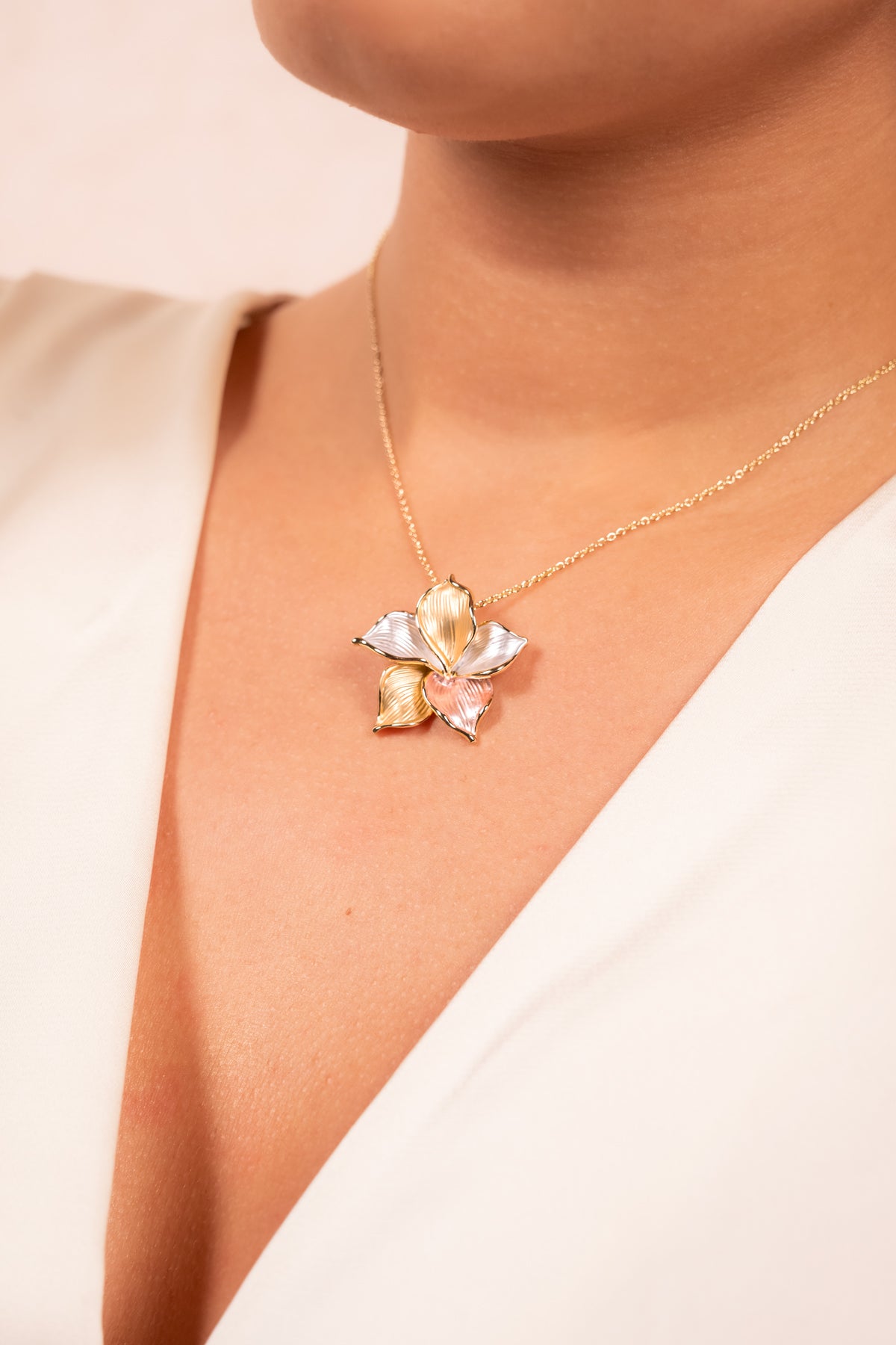 Regal Petals Statement Necklace Set