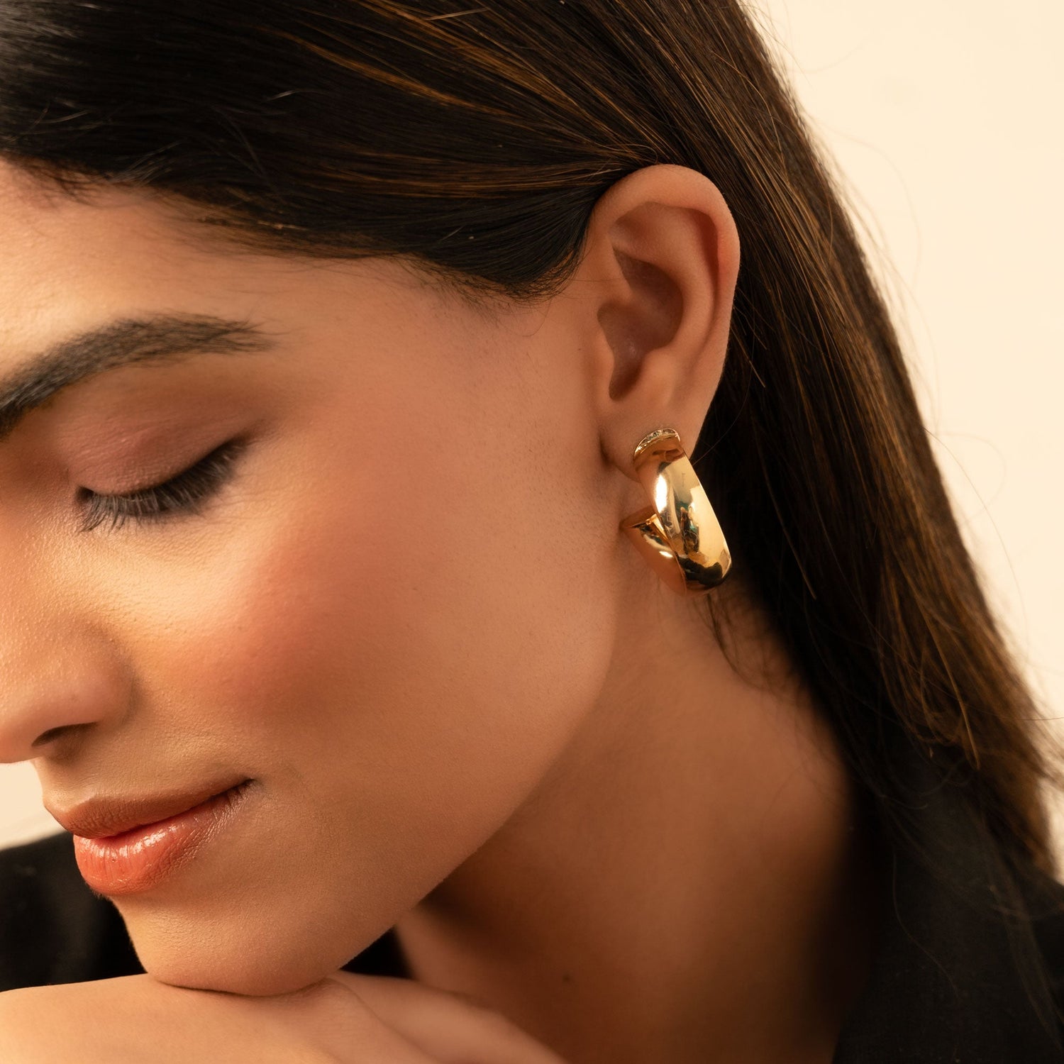 Bold Gold Chunky Hoop Earrings – Statement Minimalist Jewelry for Women - Vinni’s Jewelry