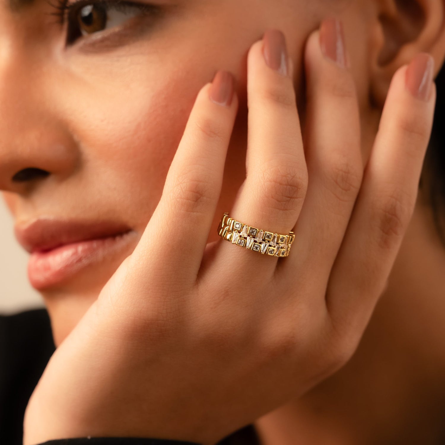Elegant Gold Stacked Band Ring – Geometric Crystal Ring for Women