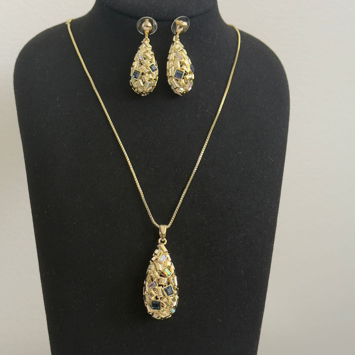 Gold Mosaic Drop Pendant Set – Color Stone Necklace and Earrings for Women - Vinni’s Jewelry