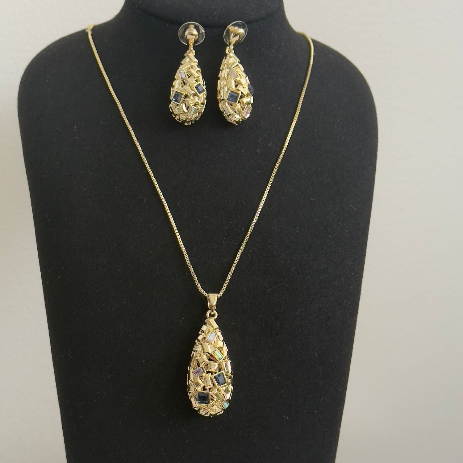 Gold Mosaic Drop Pendant Set – Color Stone Necklace and Earrings for Women - Vinni’s Jewelry