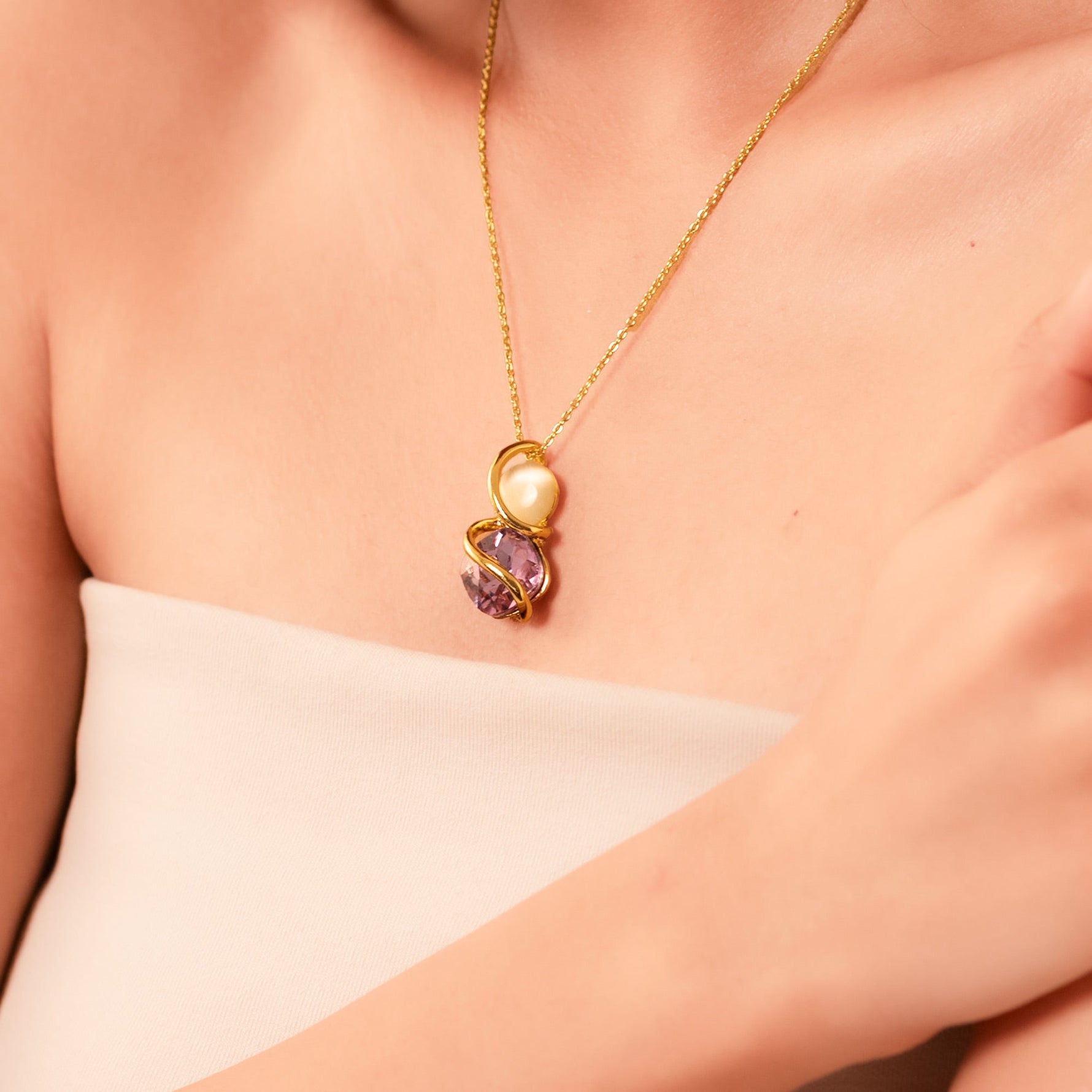 Lavender Bloom Pendant & Earrings Set – Gold - Plated Enamel Jewelry for Women - Vinni’s Jewelry