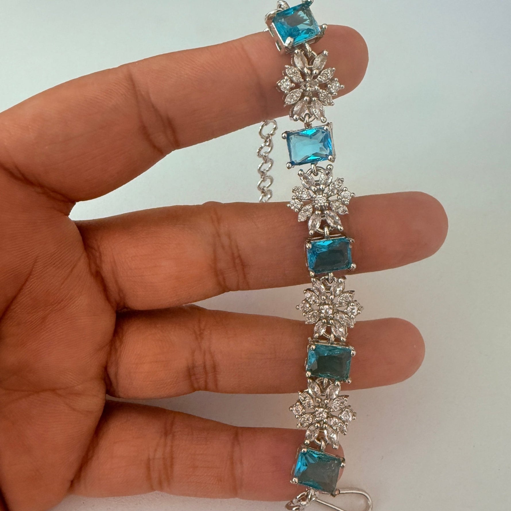 Ocean Spark Bracelet - Vinni’s Jewelry