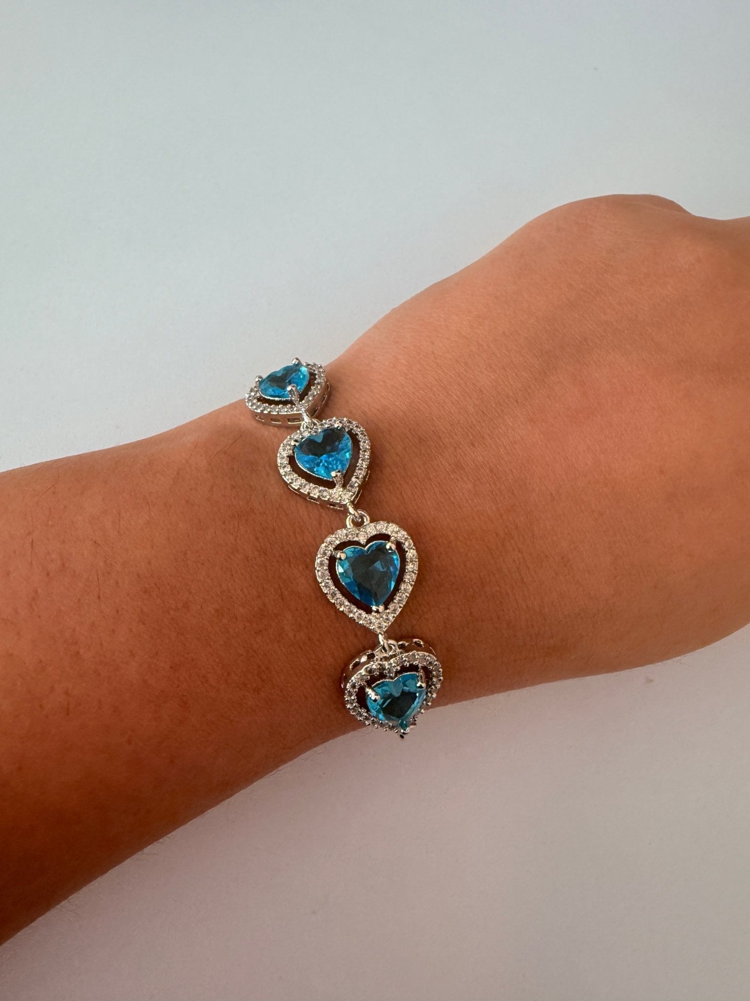 Oceanic Heart Charm Bracelet - Vinni’s Jewelry