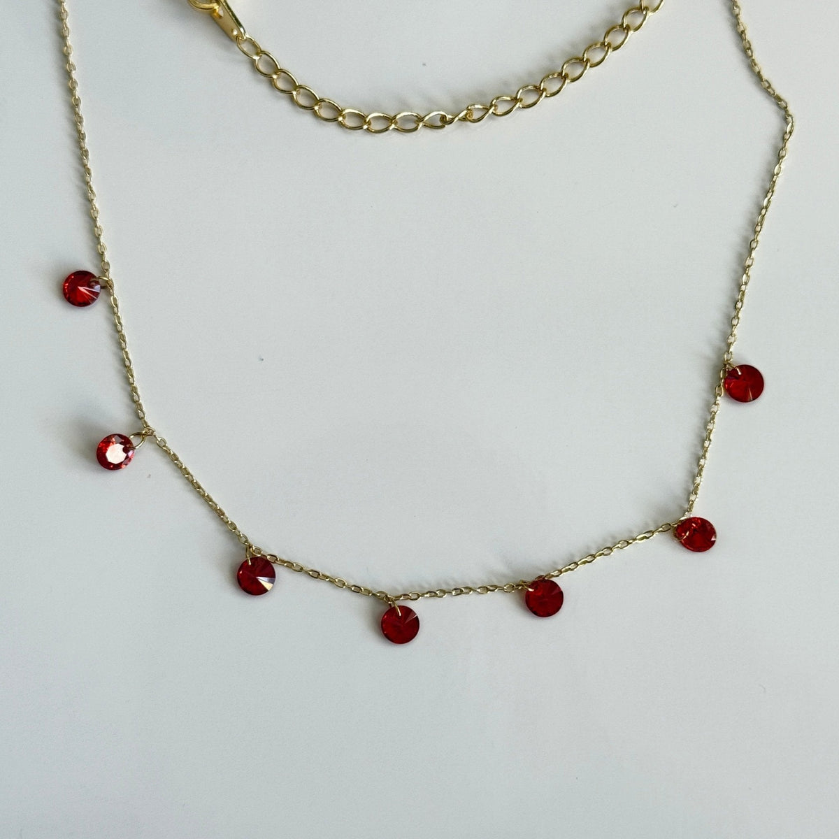 Scarlet Droplet Dainty Chain Necklace - Vinni’s Jewelry