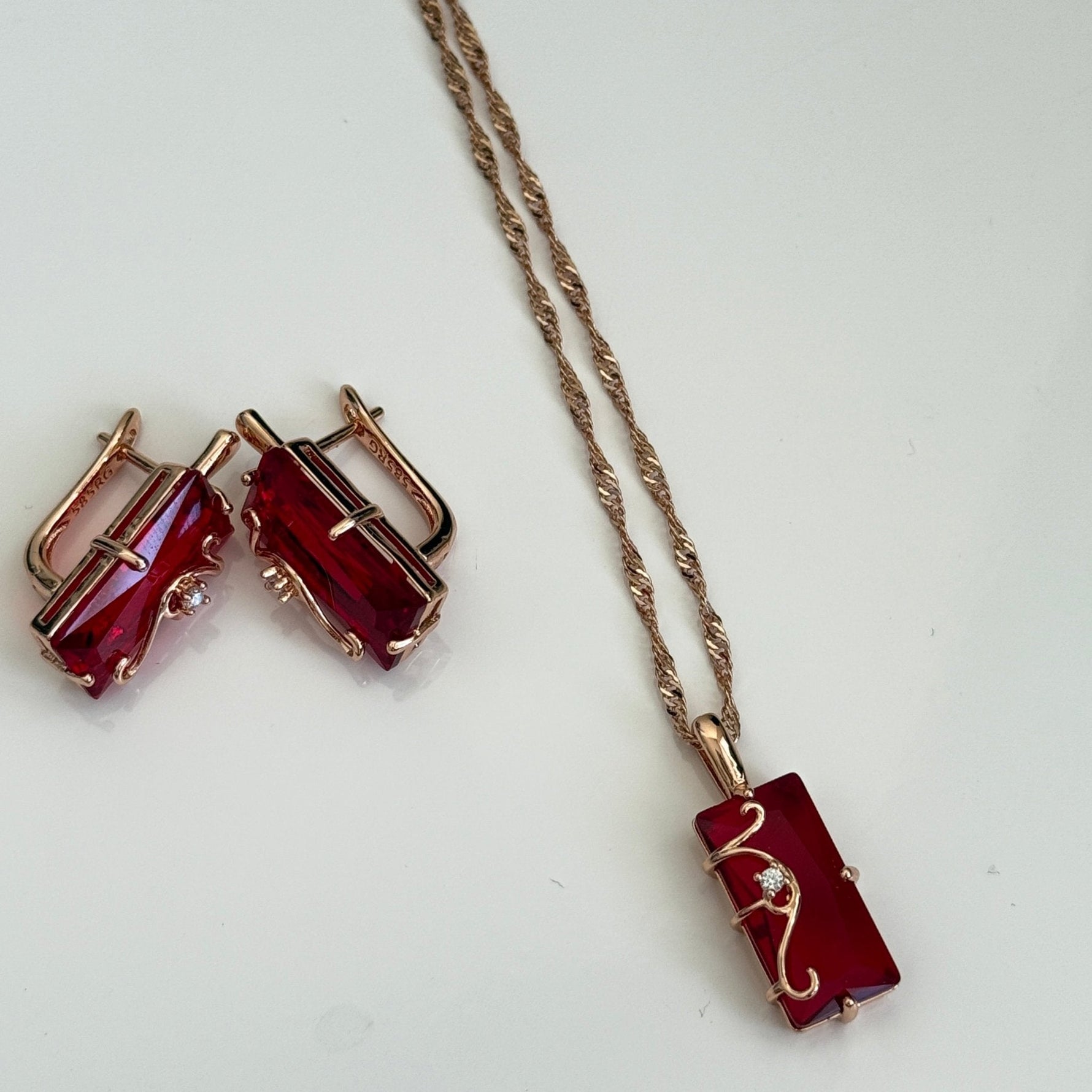 Scarlet Majesty Set - Vinni’s Jewelry