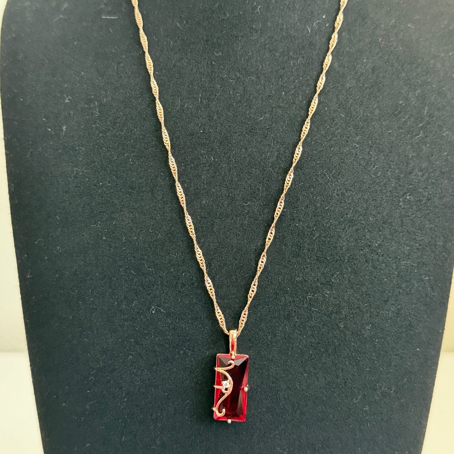 Scarlet Majesty Set - Vinni’s Jewelry