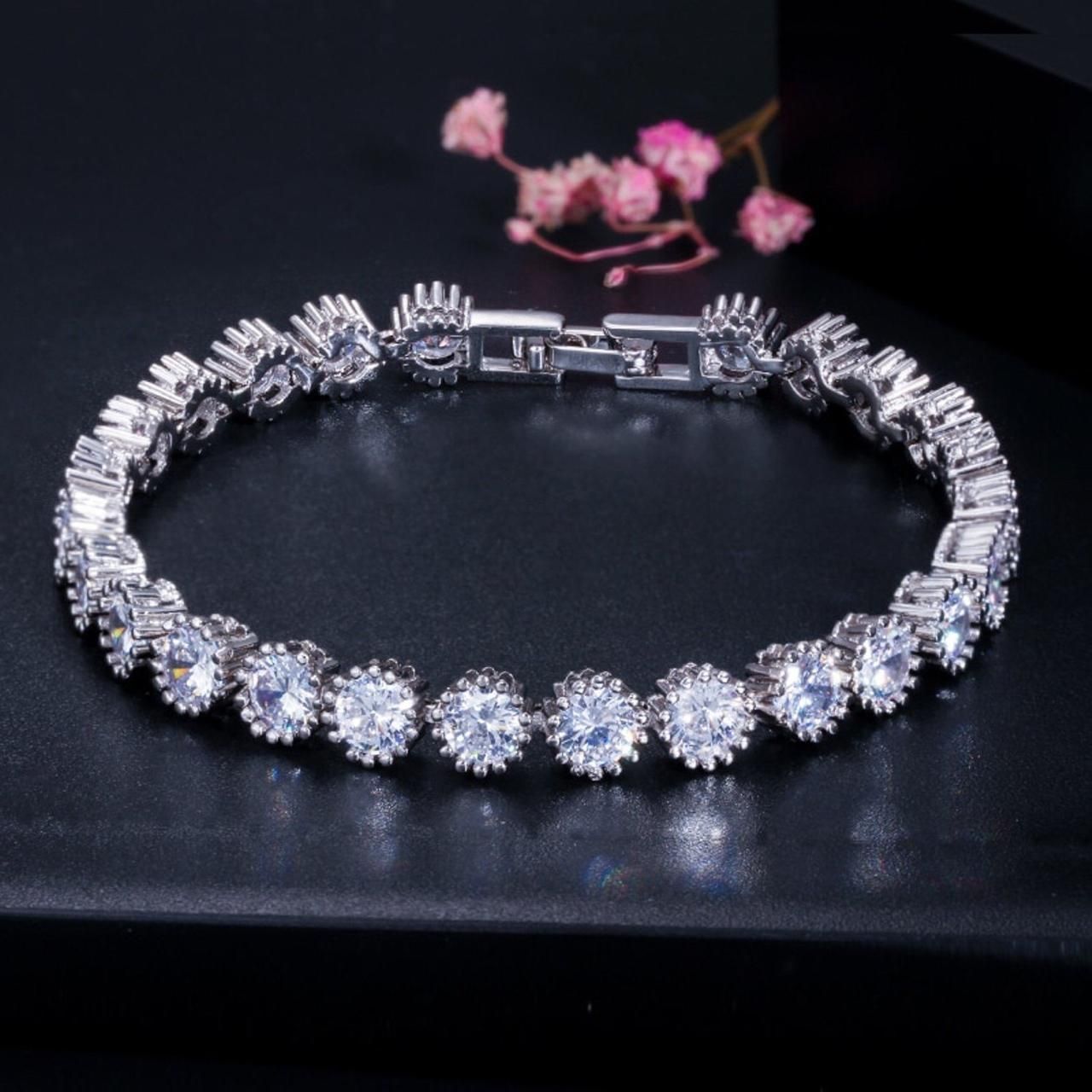 Stellar Radiance Stone Bracelet - Vinni’s Jewelry