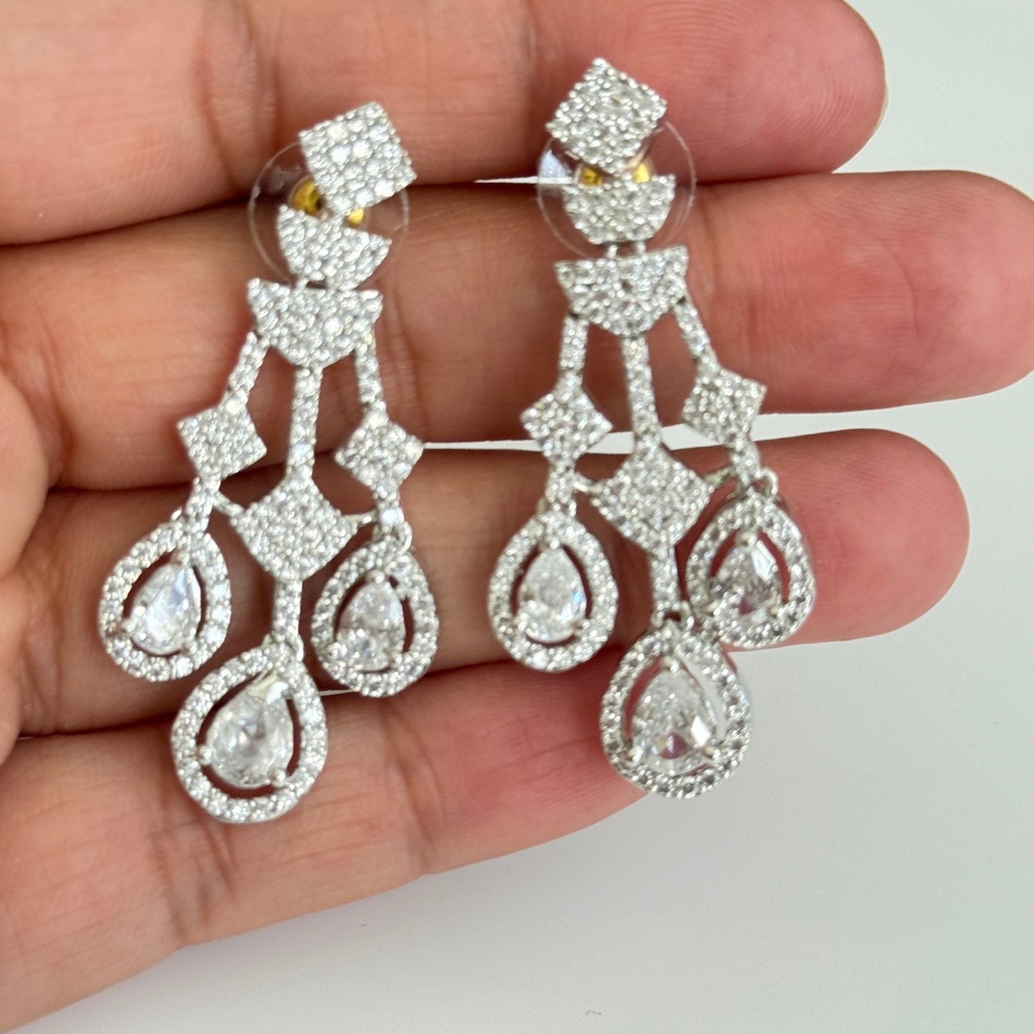 Vinni’s Crystal Raindrop Elegance Set - Vinni’s Jewelry