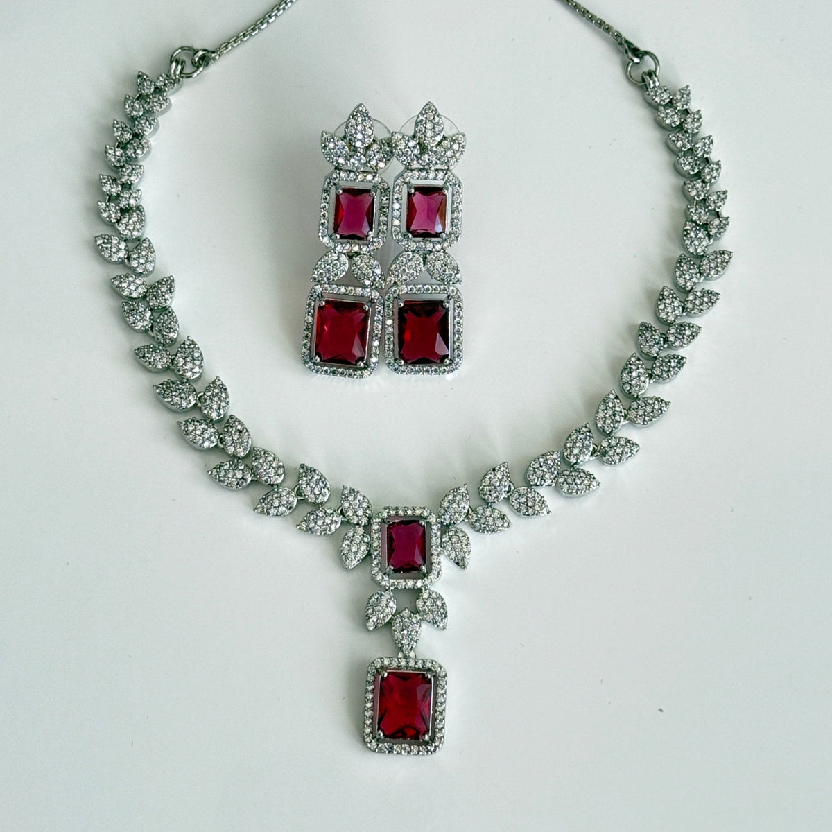 Vinni’s Scarlet Royale Set - Vinni’s Jewelry